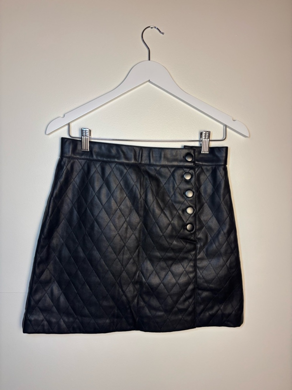Zara Quilted Faux Leather Mini Skirt with side buttons - Black, size M